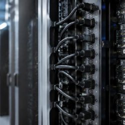 Как PDU помогает организовать питание серверного оборудования